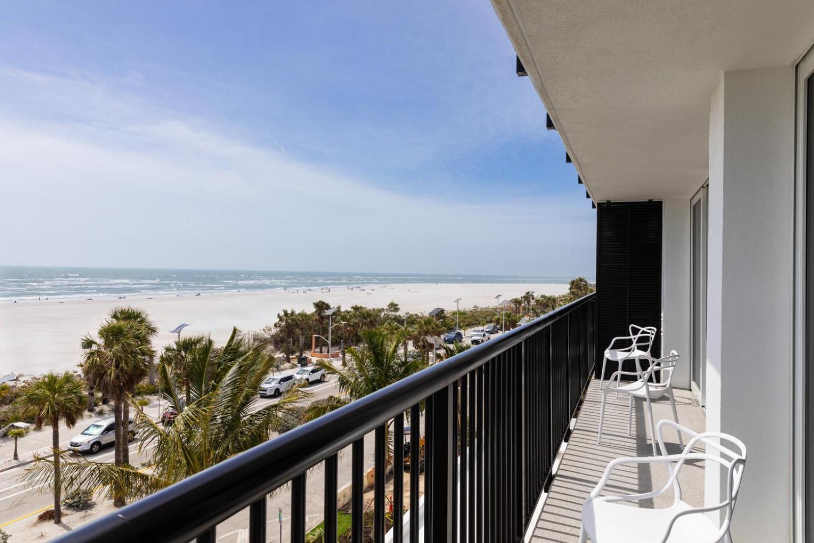 Cirque St Armands Beachside Resort 3*