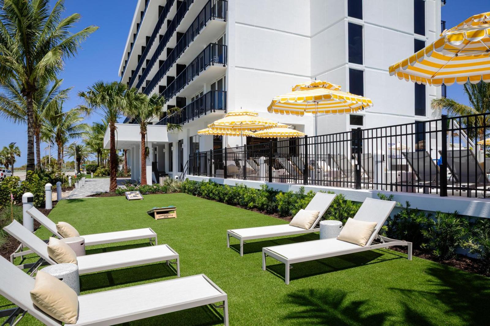 Resort Cirque St Armands Beachside 3*